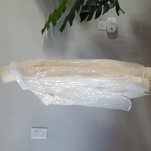 New Designer House of Harlow 1960 sz M sequins Ivory Beige long sleeve top women - Picture 7 of 12